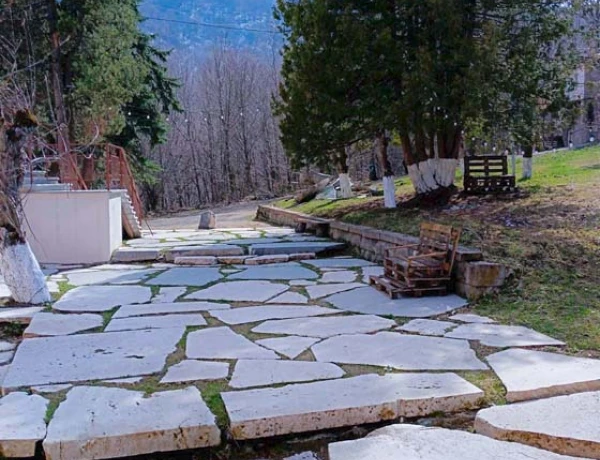 Kompozitor Hotel Dilidschan