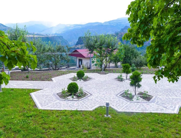 Отель Кефилян