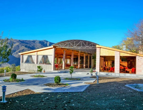 Отель Кефилян