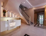 Dream hotel