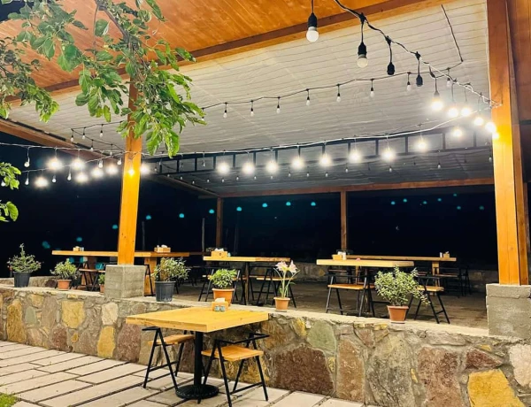 Berkri Gastro Yard and Guesthouse