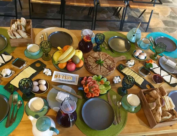 Berkri Gastro Yard and Guesthouse