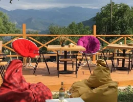 Berkri Gastro Yard and Guesthouse