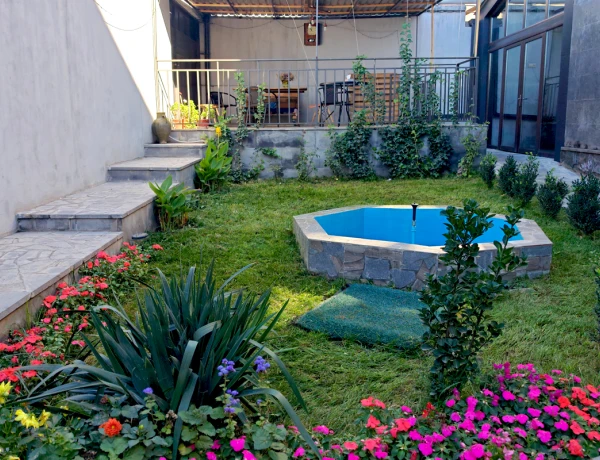 Casa de huéspedes Blur Inn Gallery