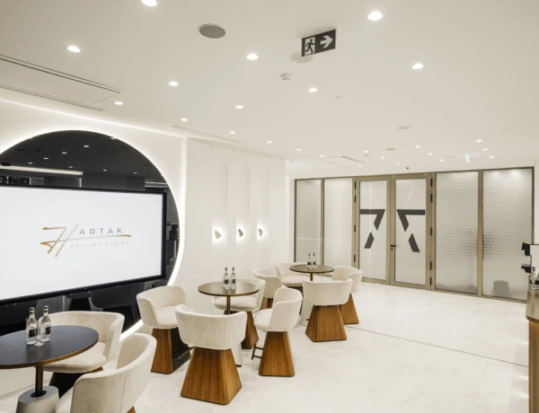 Seven Visions Hotel, The Dvin
