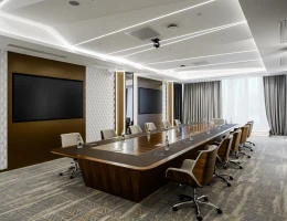 Seven Visions Hotel, The Dvin