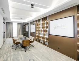 Seven Visions Hotel, The Dvin