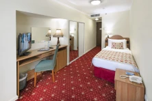 Hotel Ani Plaza