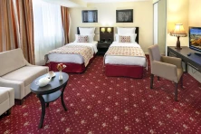 Hotel Ani Plaza
