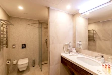 Ramada Hotel and Suites by Wyndham Yerevan