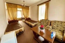 Hotel Mina