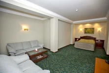 Hotel Russia
