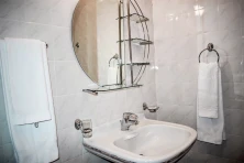 Hotel Araks