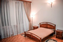 Hotel Araks