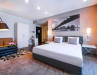 Hotel Opera Suite