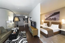 Hotel Opera Suite