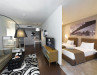 Hotel Opera Suite