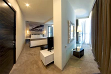 Hotel Opera Suite