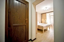 Kompozitor Hotel Diligian