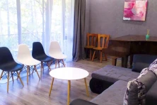 Kompozitor Hotel Diligian