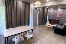 Kompozitor Hotel Diligian