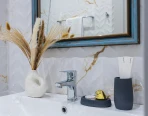 Studio-Apartment (mit Balkon)