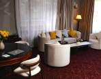 Senior suite