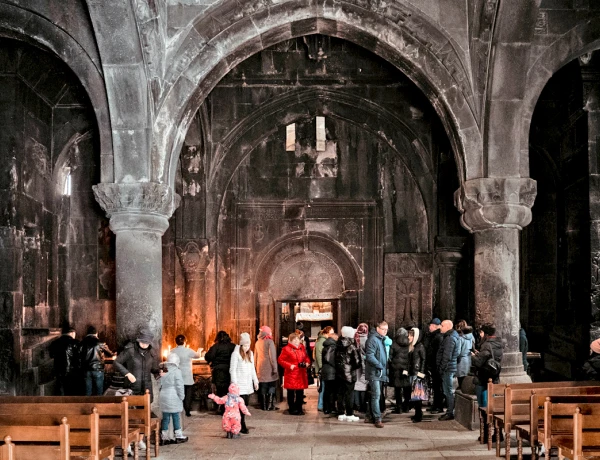 Храм Гарни, Монастырь Гегард