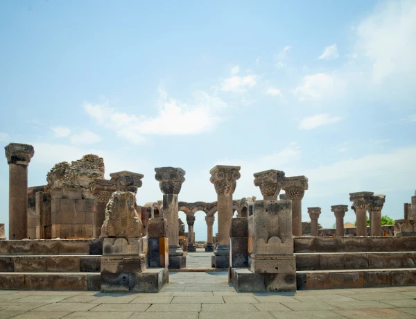 Хор Вирап, Св. Рипсиме, Св. Гаяне, Эчмиадзинский собор, Сокровища Эчмиадзина, Звартноц