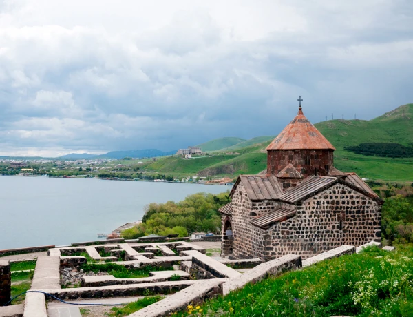 Храм Гарни, Монастырь Гегард, Озеро Севан, Монастырь Севанаванк