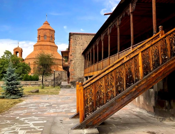 Catedral de Aruch, Marmashen, Gyumrí, Museo de la Vida Urbana, Harichavanq