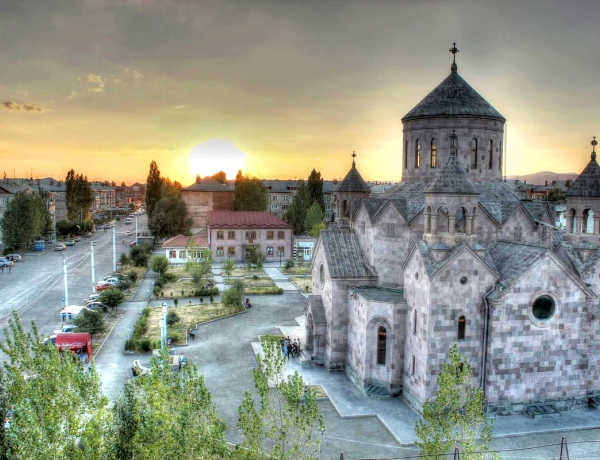 Catedral de Aruch, Marmashen, Gyumrí, Museo de la Vida Urbana, Harichavanq