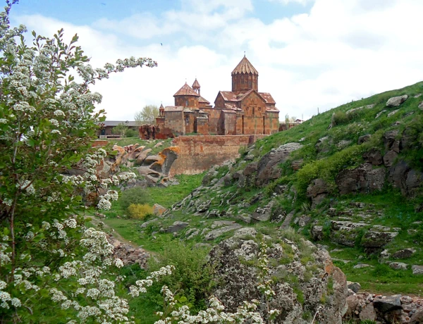 Catedral de Aruch, Marmashen, Gyumrí, Museo de la Vida Urbana, Harichavanq
