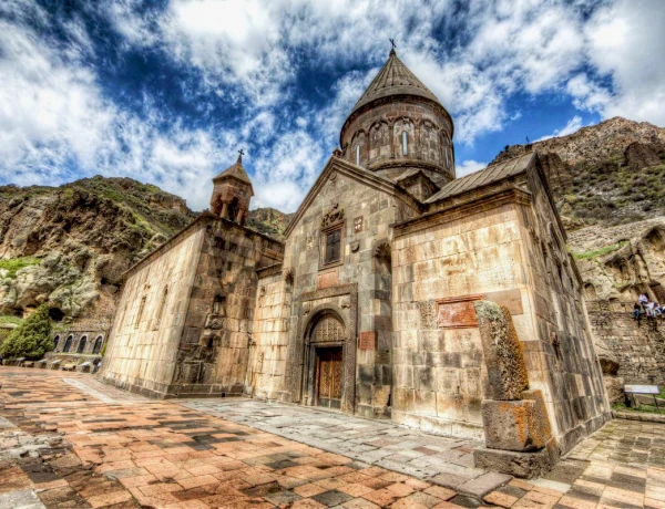 Храм Гарни, Монастырь Гегард, Мастер-класс по выпечке лаваша