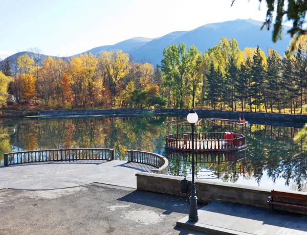 Kloster Chor Wirap, Kloster Norawank, Dschermuk, Weinfabrik Hin Areni