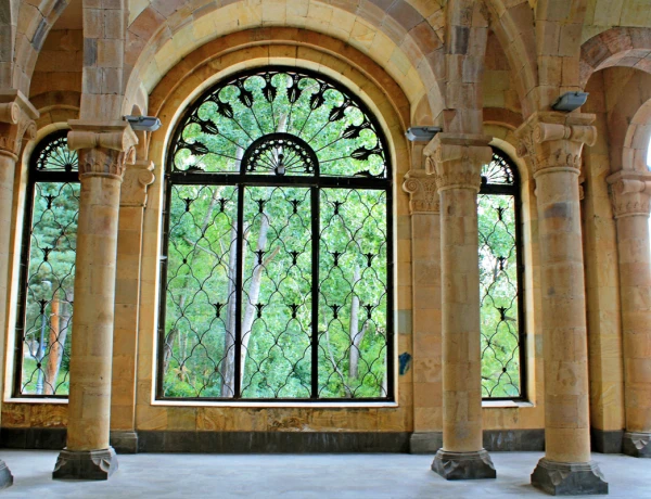 Kloster Chor Wirap, Kloster Norawank, Dschermuk, Weinfabrik Hin Areni