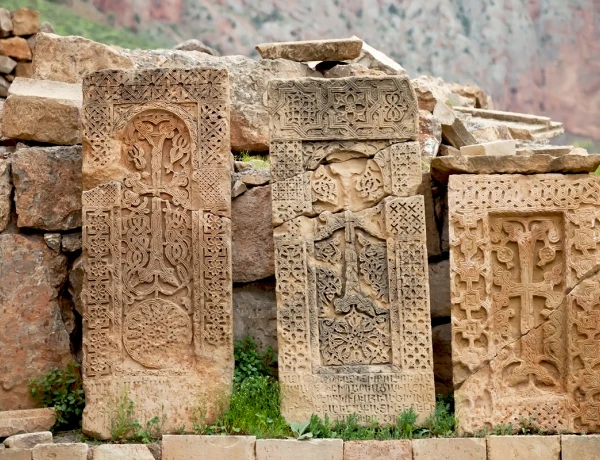 Kloster Norawank, Kloster Tatew, Seilbahn, Sternwarte Karahundsch