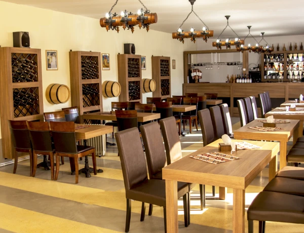 Hin Areni wine factory, Tatev Monastery, Ropeway, Khndzoresk Caves