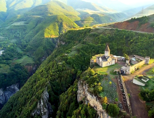 Hin Areni wine factory, Tatev Monastery, Ropeway, Khndzoresk Caves