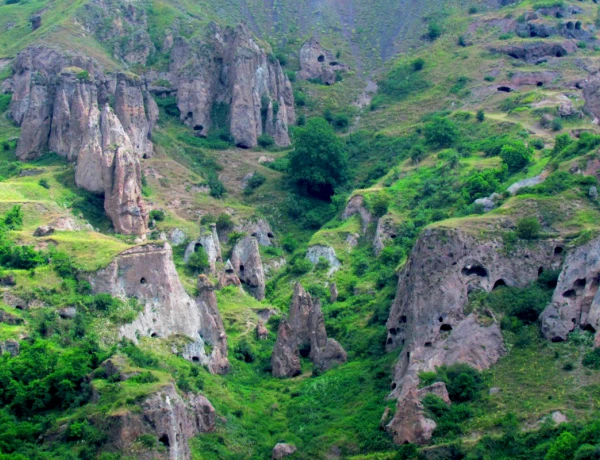 Hin Areni wine factory, Tatev Monastery, Ropeway, Khndzoresk Caves