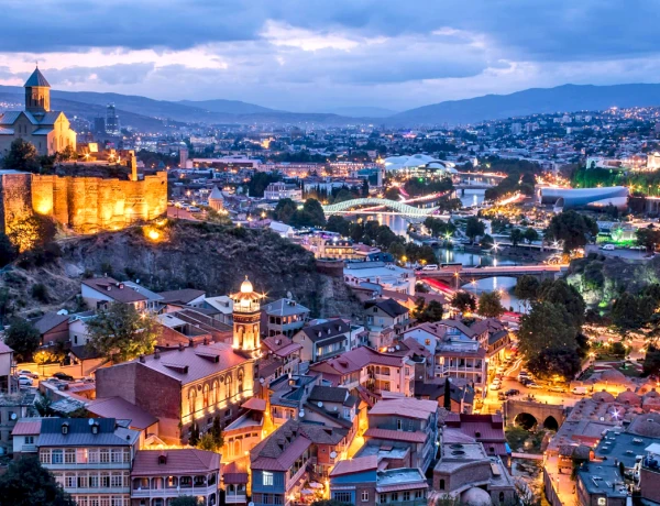 Visita della città di Tbilisi (principali attrazioni della città vecchia e nuova)