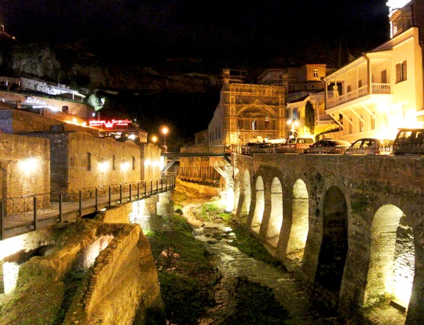 Visita della città di Tbilisi (principali attrazioni della città vecchia e nuova)
