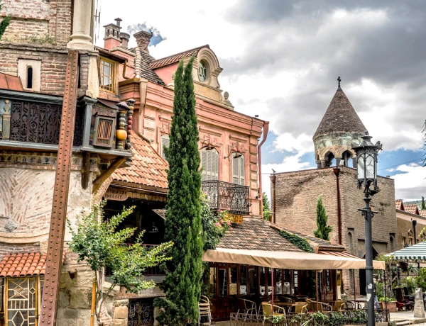 Visita della città di Tbilisi (principali attrazioni della città vecchia e nuova)