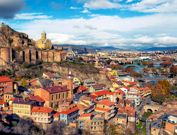 Visita della città di Tbilisi (principali attrazioni della città vecchia e nuova)