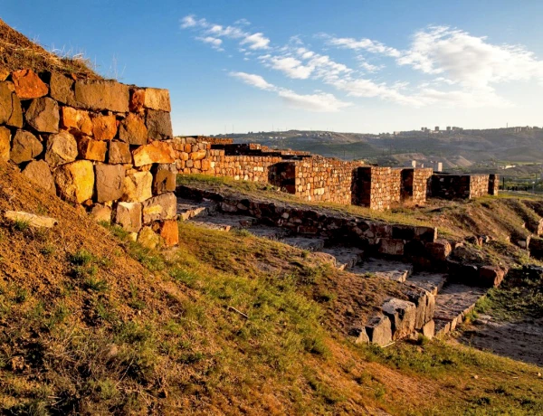 Sitios principales de Yereván, Erebuni, Tsitsernakaberd, Museo del Genocidio, Museo de Parajanov