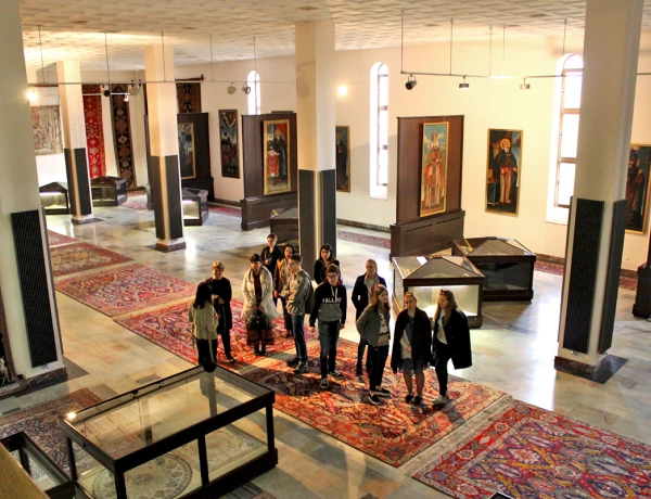 Sitios principales de Yereván, Erebuni, Tsitsernakaberd, Museo del Genocidio, Museo de Parajanov