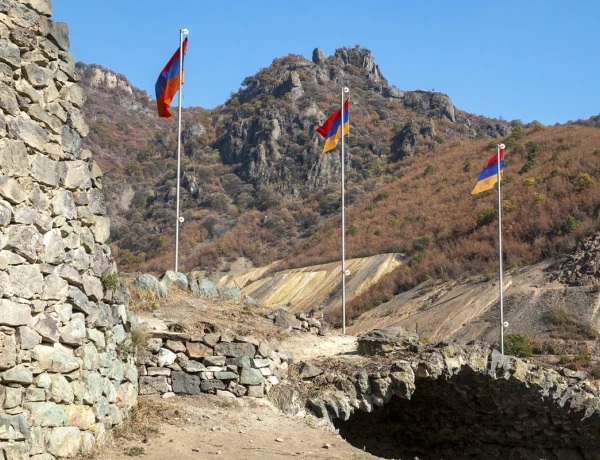 Monasterio Haghpat, Monasterio Sanahín, Fortaleza de Akhtala