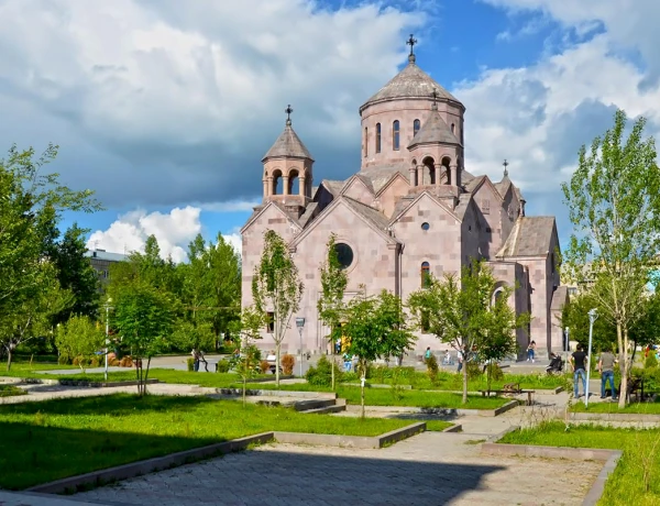 Todos los mejores lugares en interes de Armenia y Georgia en 2 días