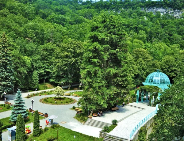 Todos los mejores lugares en interes de Armenia y Georgia en 2 días