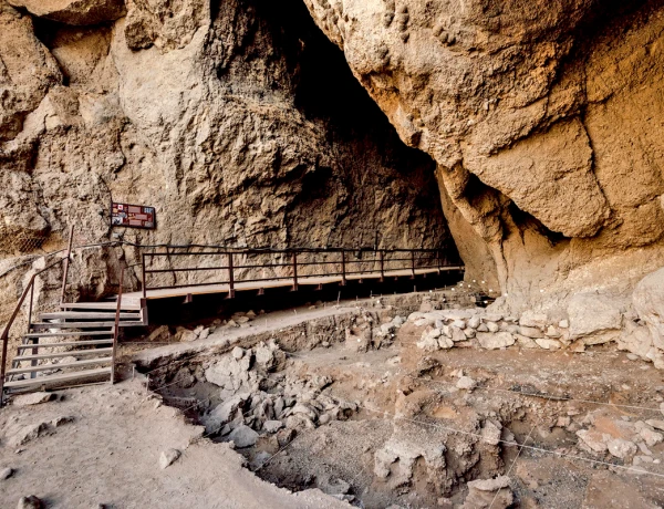 Chor Wirap, Norawank, Weinfabrik Hin Areni, Vogelhöhle